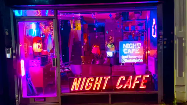 London Night Cafe