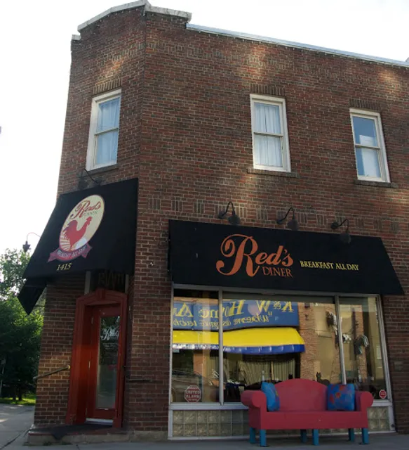 Red's Diner Fourth Street