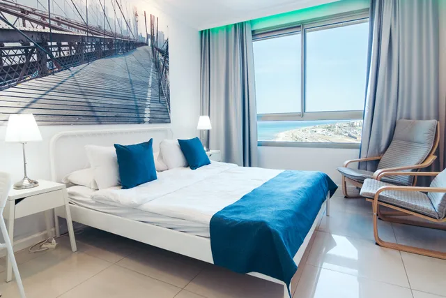 מגדלי חוף הכרמל - אלמוג ביץ׳ דירות נופש Almog Beach Haifa