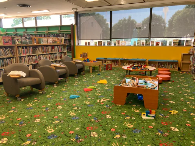 Roxbury Public Library