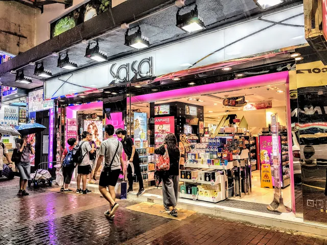 Sasa Hung On Building