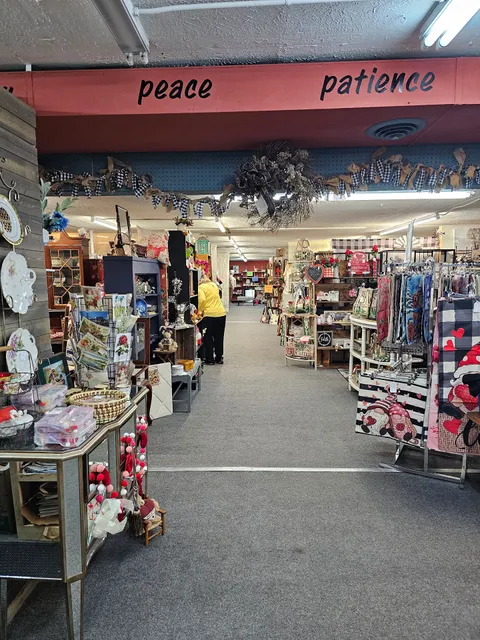 Crossroads Village & Antiques LLC