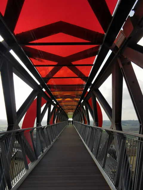 "Endless Sunset" di Patrick Tuttofuoco