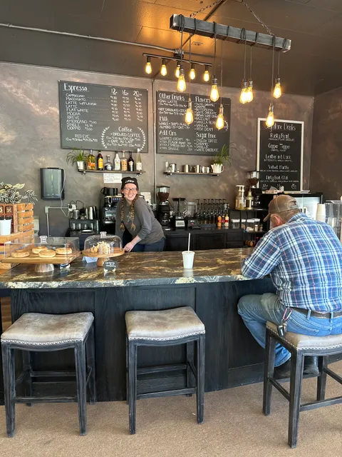 The PF Pizzeria (Pizza Factory), Pub, and Grinds