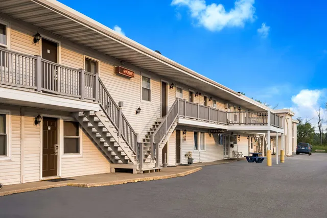 Rodeway Inn La Crosse