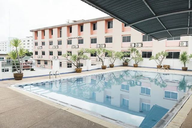 K. S. Pavilion Hotel