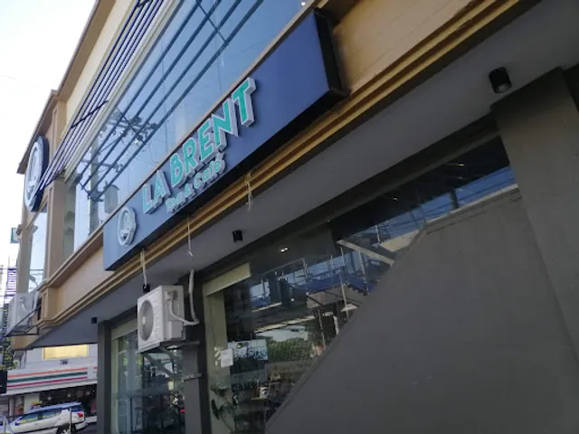 La Brent Tea and Cafe