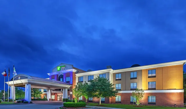Holiday Inn Express & Suites Orange by IHG