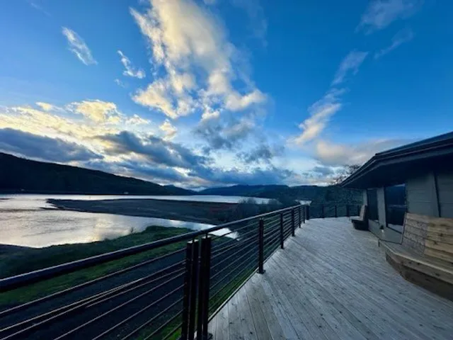 Domaine Pouillon Wine Bistro