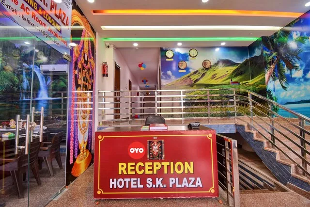 OYO Flagship Hotel S K Plaza