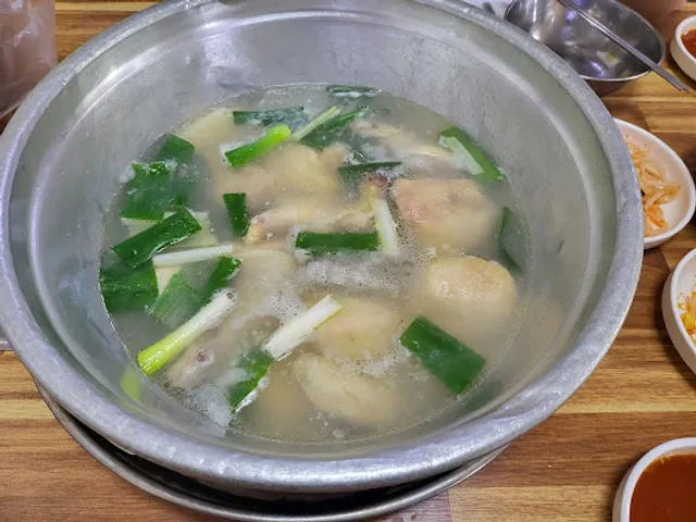 친구야닭한마리칼국수먹자