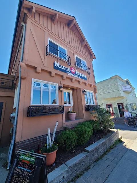 Maple Avenue Tap & Grill