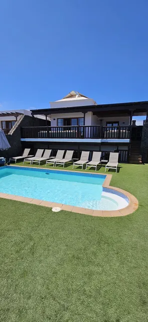 Villa Penguina Playa Blanca