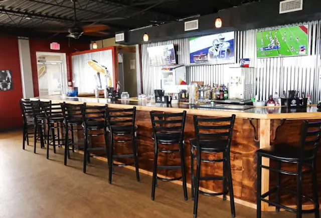 Scully's Sports Bar & Grill