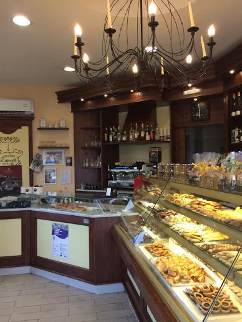 Pasticceria Asti La Casa del Profiterole di Massimo Zanetti