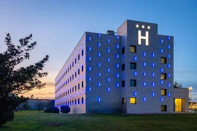 Hotel Puerta Santander