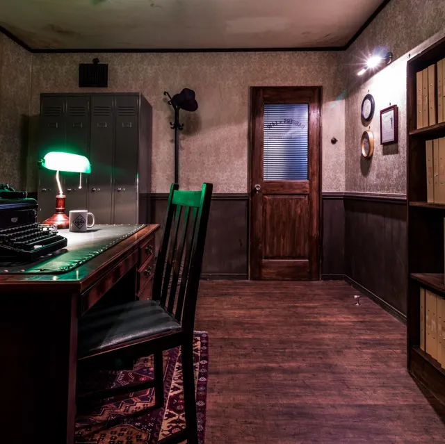 Studio Escape 本店 ｢欲望のダイヤモンド｣｢女王と国のために｣「マダム・ルクレールの交霊会」