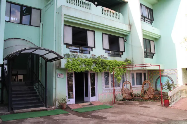 Hotel Madhuban