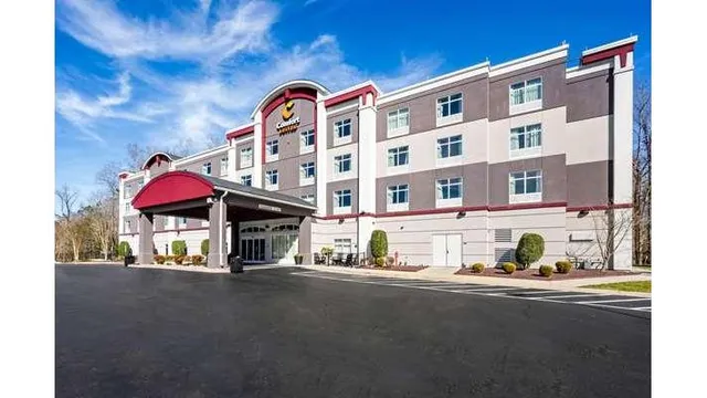 Comfort Suites Williamsburg Historic Area