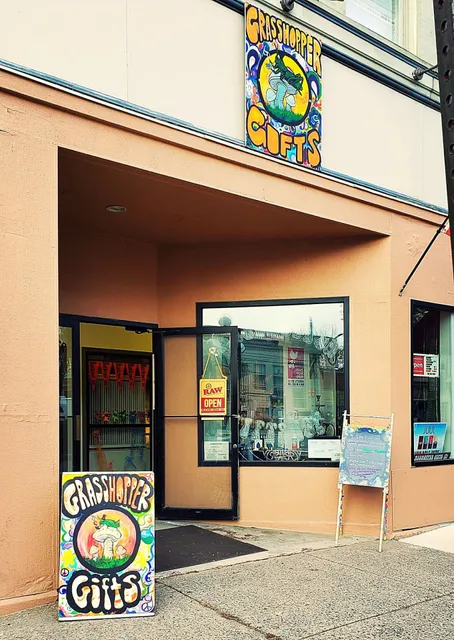 Grasshopper Gift Shop