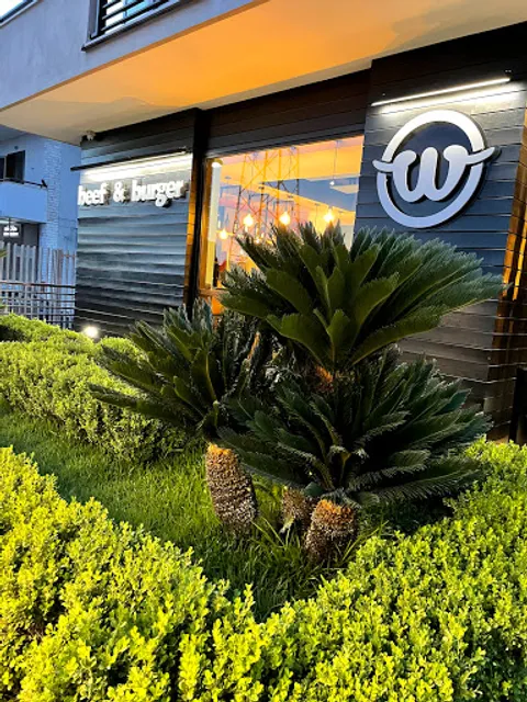 Wealth beef & burger