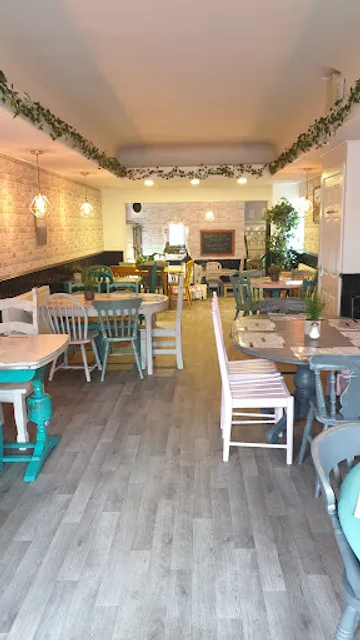 Elsies Cafe & Bistro