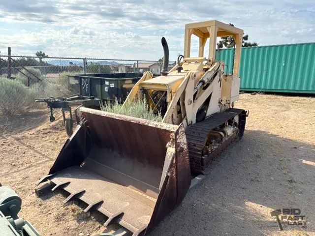 Bid Fast and Last Auctions