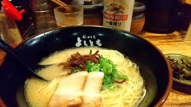 らーめん屋 よしとも 栄通り店
