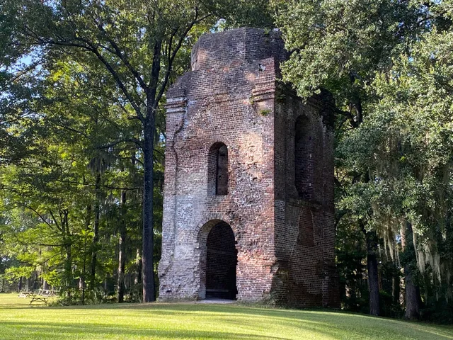 Fort Dorchester Ruins