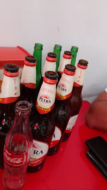 AQUINO.S RESTAURANTE