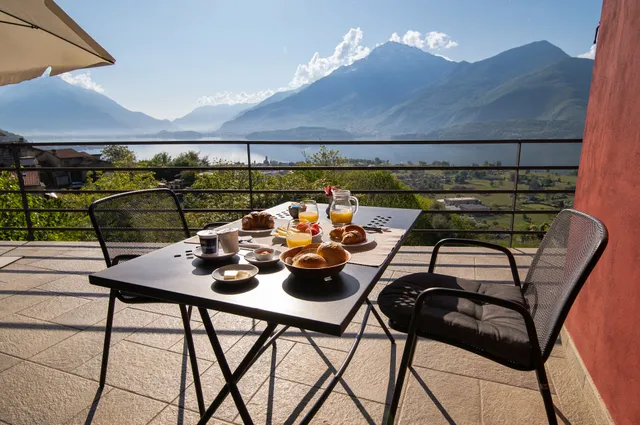Bed and Breakfast / Studios Alto lago di Como