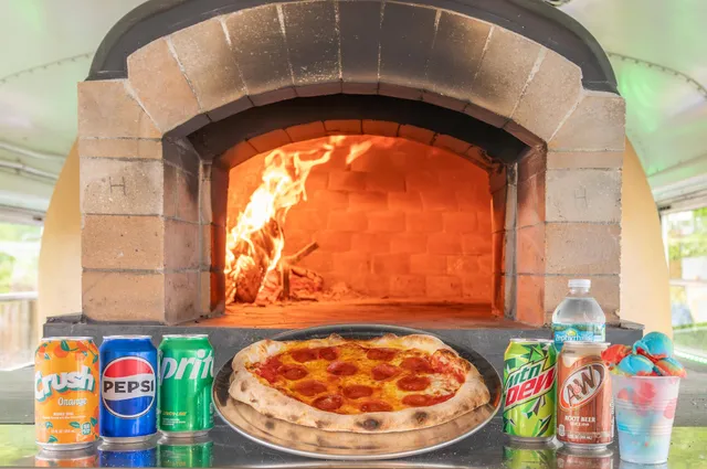 Simonetta's Brick Oven Pizza Bus