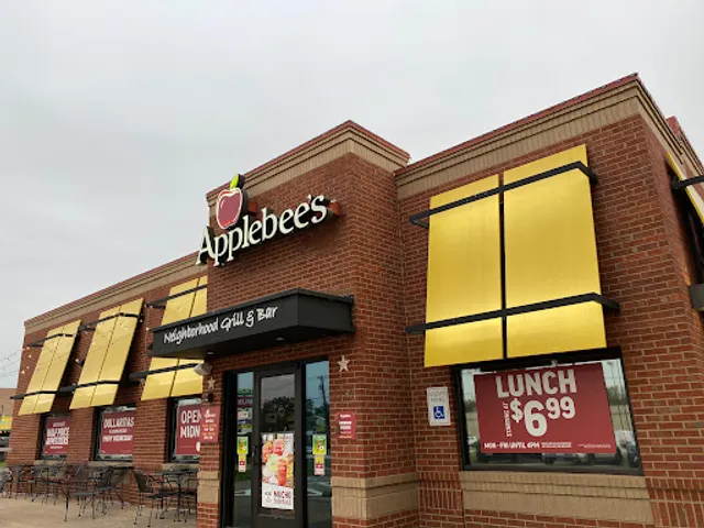 Applebee's Grill + Bar