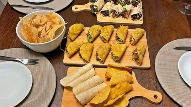 GonGon Premium [Tacos] [Burritos] [Nachos] [Guacamole] [Churros]...