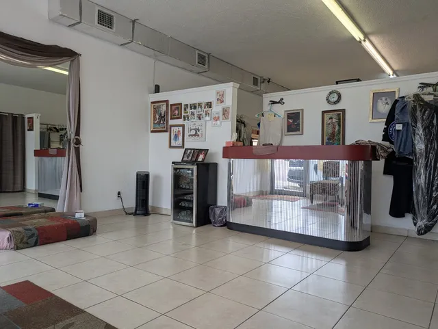 New Look Alterations by Daniela