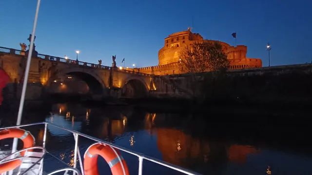 Gite sul Tevere in battello