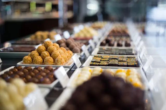 Cocoa Dolce Chocolates