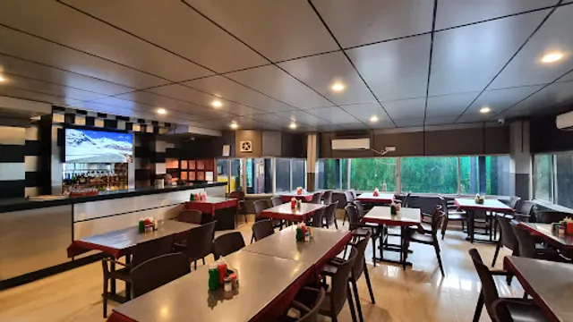 North Star Bar - The Square