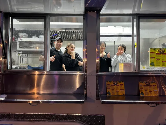 El ChangoLeon Mexican food