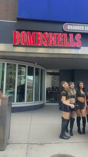 Bombshells Restaurant & Bar Denver