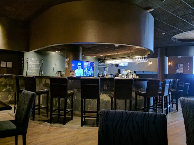 Beasley's Lounge and Grill