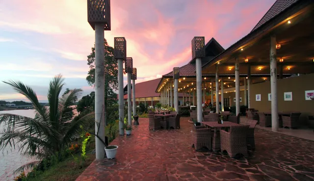 Mesra Sangkulirang Bay