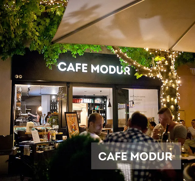 CAFE MODUR