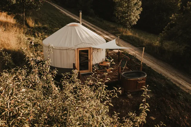 Dzikolas Glamping
