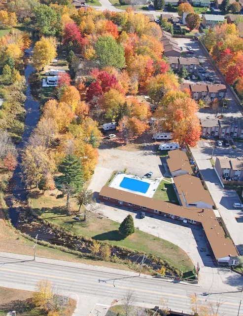 Franklin Motel | Tent and Trailer Park