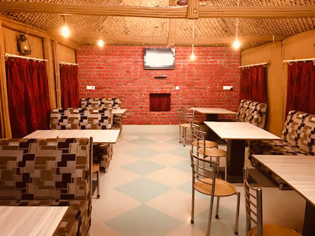 Rasoi Hut Restaurant