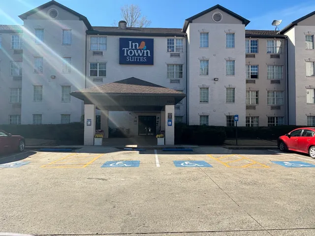 InTown Suites Extended Stay Atlanta GA - Marietta Roswell Rd