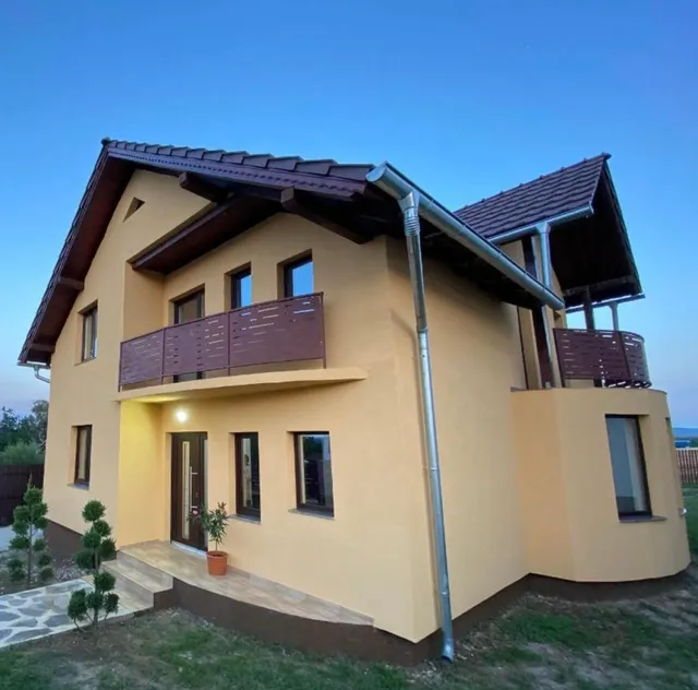 Casa CASY Regim Hotelier