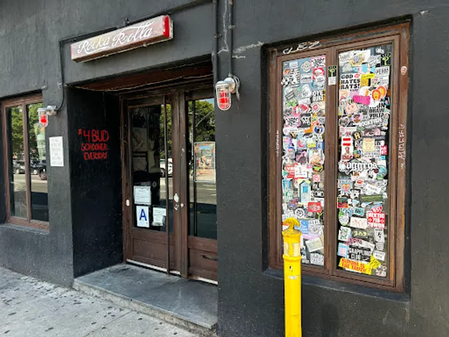 10 ft Single by Stella Dallas