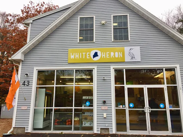 Chickadee Tea · Coffee · Eats